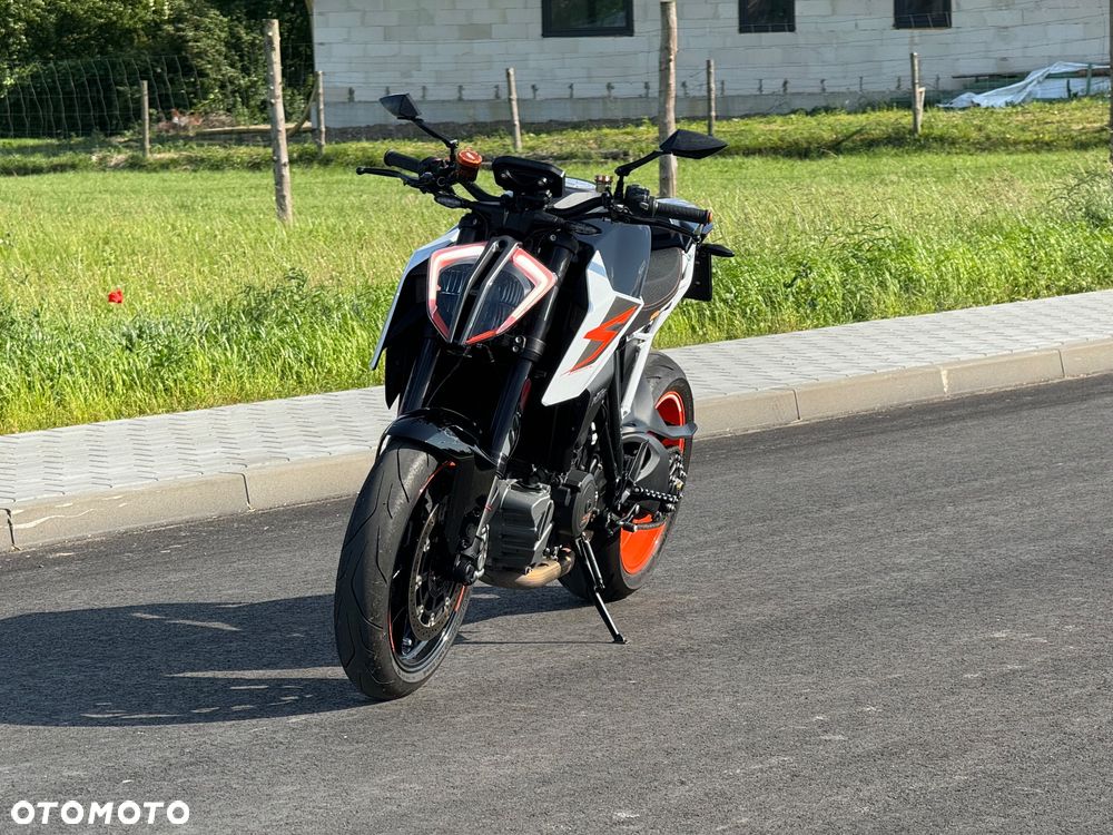 KTM Super Duke - 17