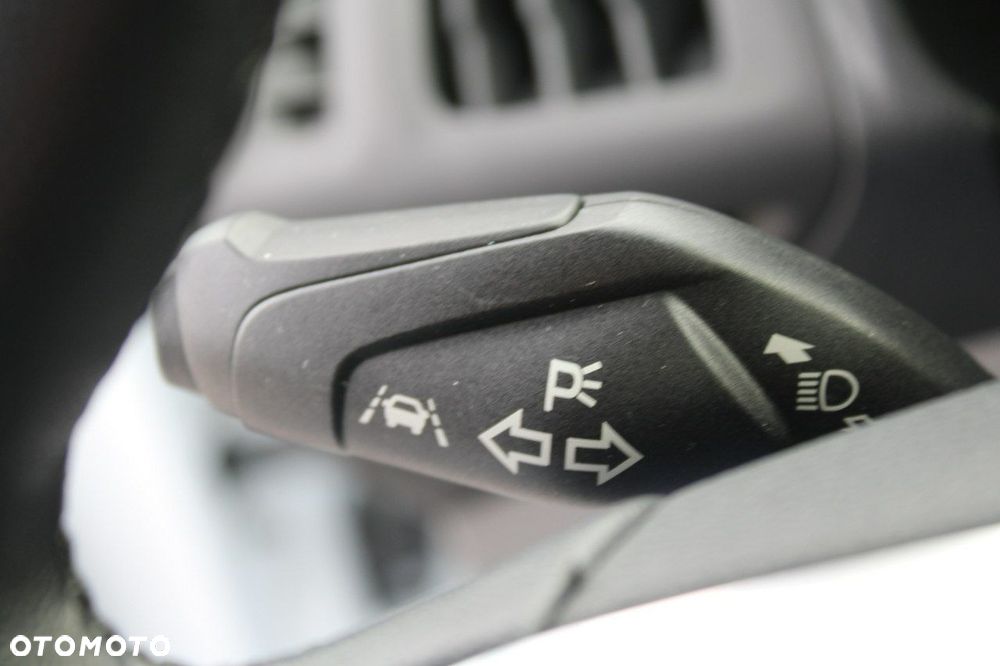 Ford Tourneo Connect - 23