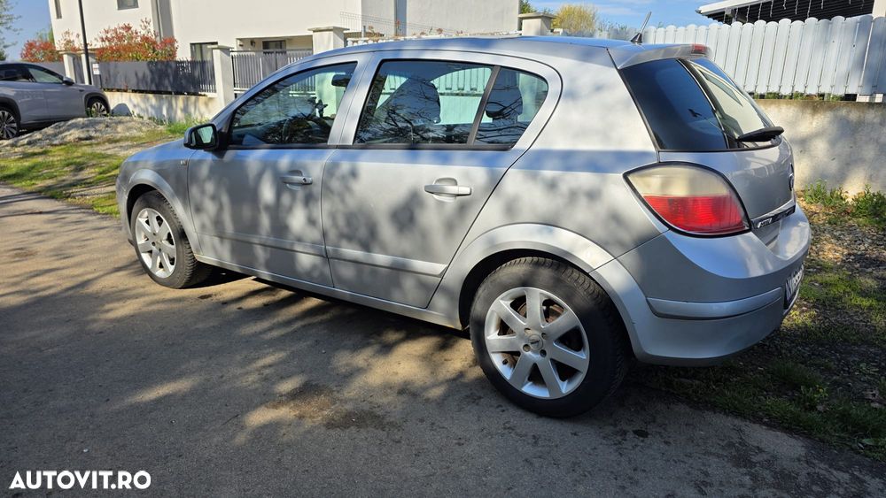Opel Astra Classic 1.4i - 5