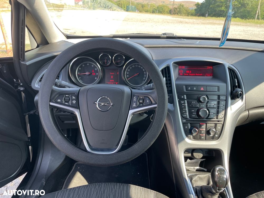 Opel Astra 1.4 Turbo ECOTEC Selection - 7