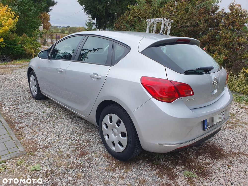 Opel Astra IV 1.4 T Active - 4