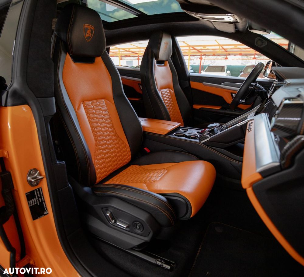 Lamborghini URUS - 16