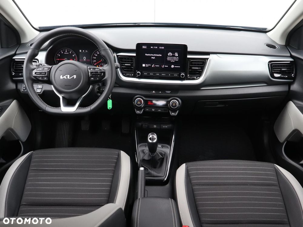 Kia Stonic - 5