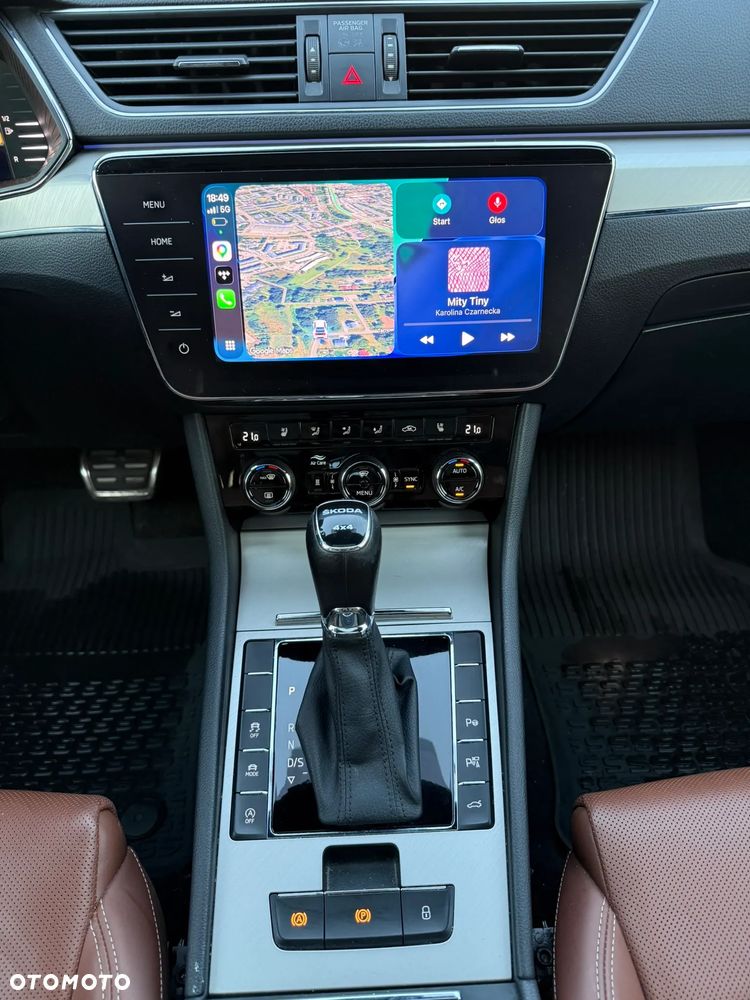 Skoda Superb 2.0 TSI 4x4 L&K DSG - 18