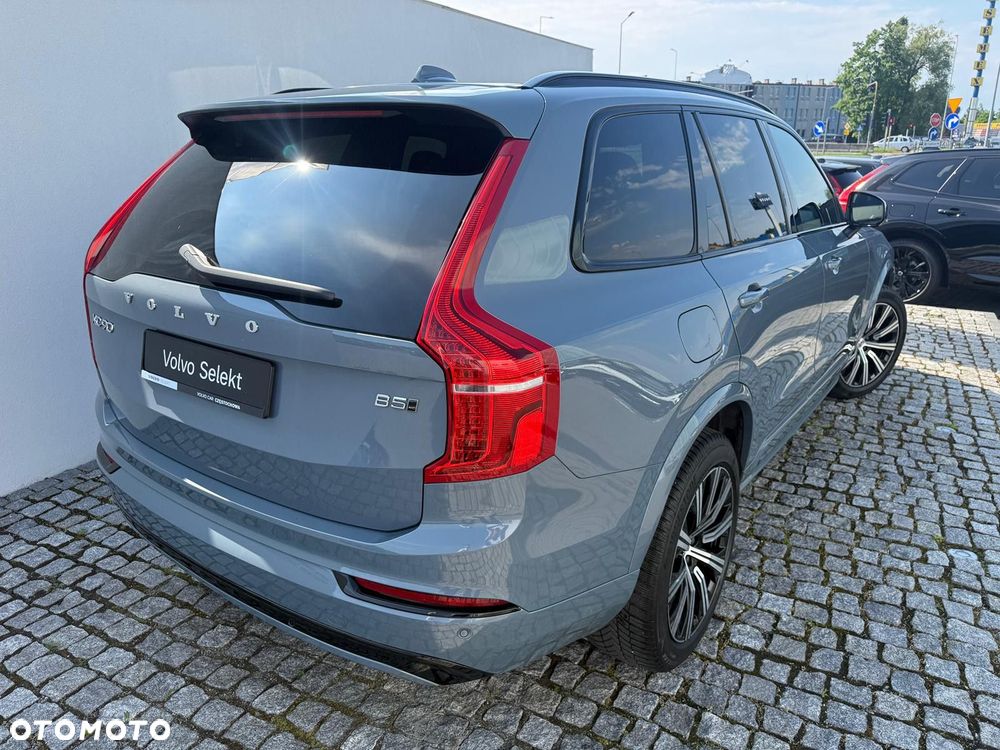 Volvo XC 90 - 8