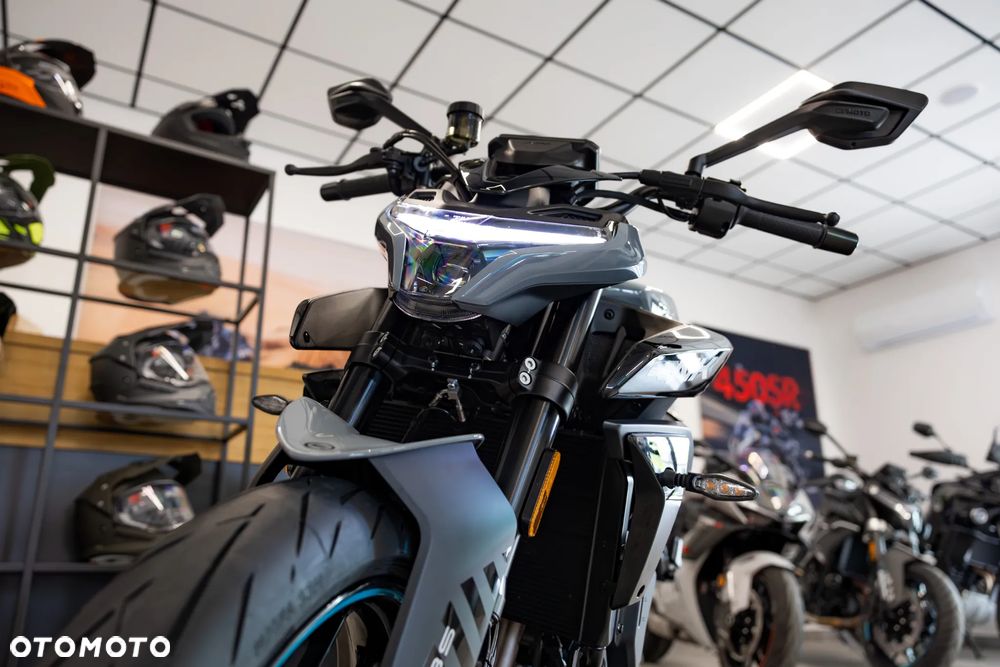 CFMoto NK - 2