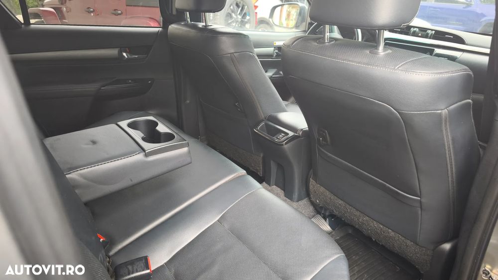 Toyota Hilux 4x4 Double Cab Autm. Invincible - 21