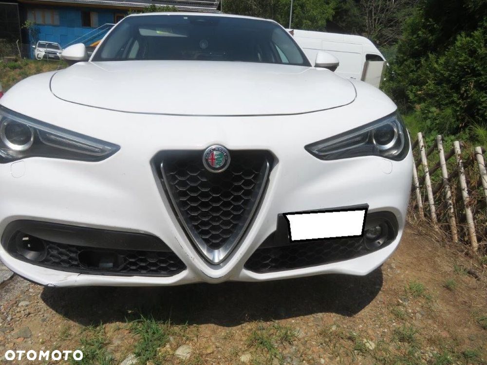 Alfa Romeo Stelvio 2.2 JTDM Q4 - 3