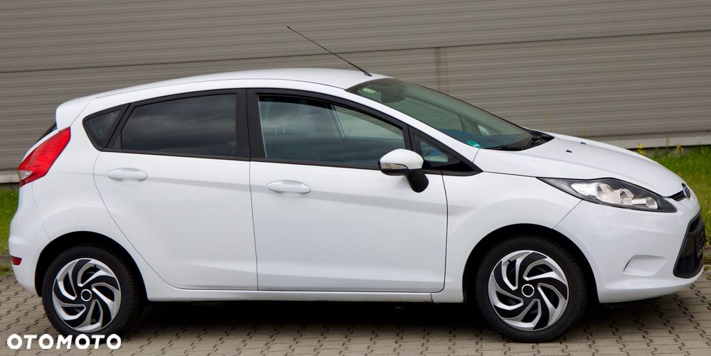 Ford Fiesta 1.25 Ambiente - 6