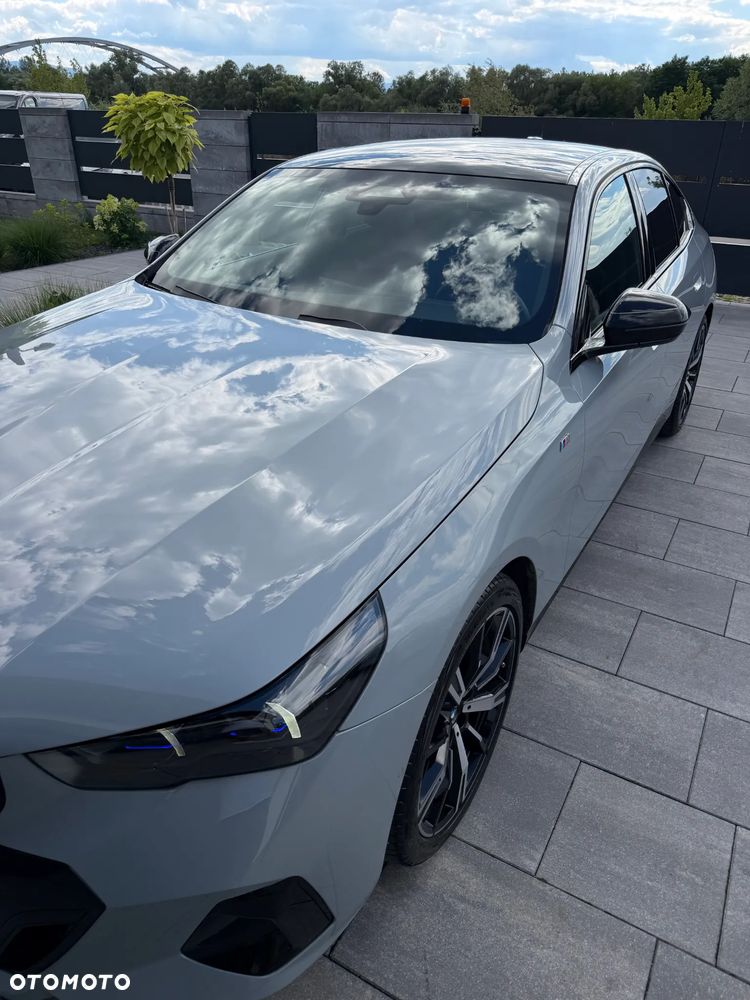 BMW Seria 5 520d mHEV - 8