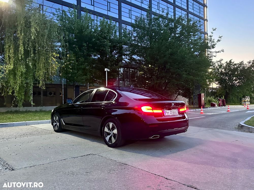 BMW Seria 5 520d Aut. - 9