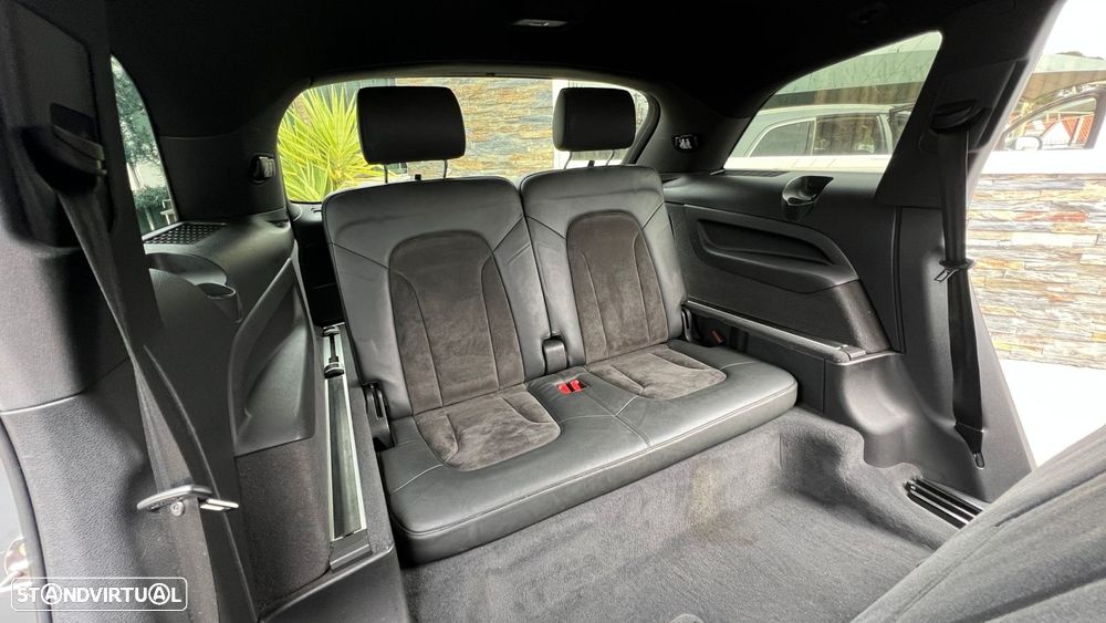 Audi Q7 3.0 TDI Sport Tiptronic - 18