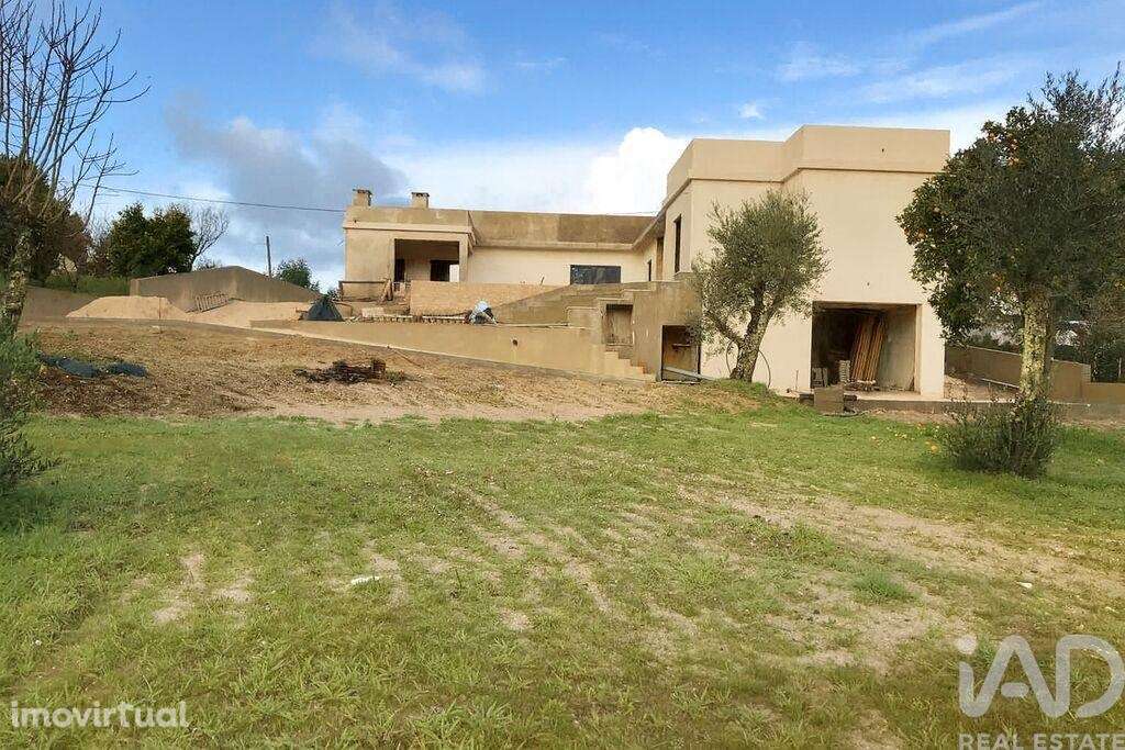 Casa / Villa T3 em São José da Lamarosa de 267,00 m2 - Grande imagem: 2/29