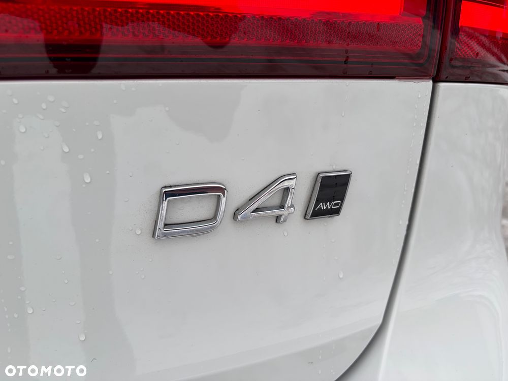 Volvo V90 D4 SCR Momentum Pro - 10