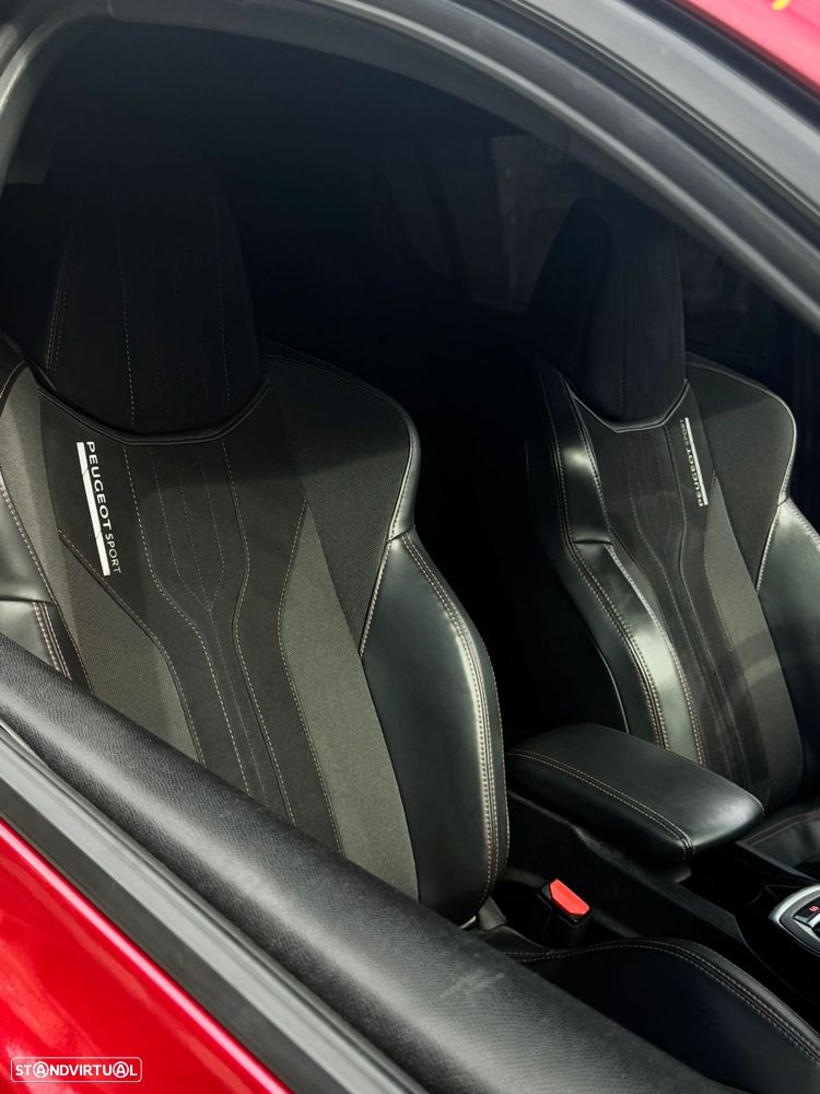 Peugeot 308 1.6 e-THP GTi - 8