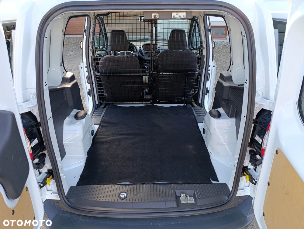 Ford Transit Courier Ambiente - 11