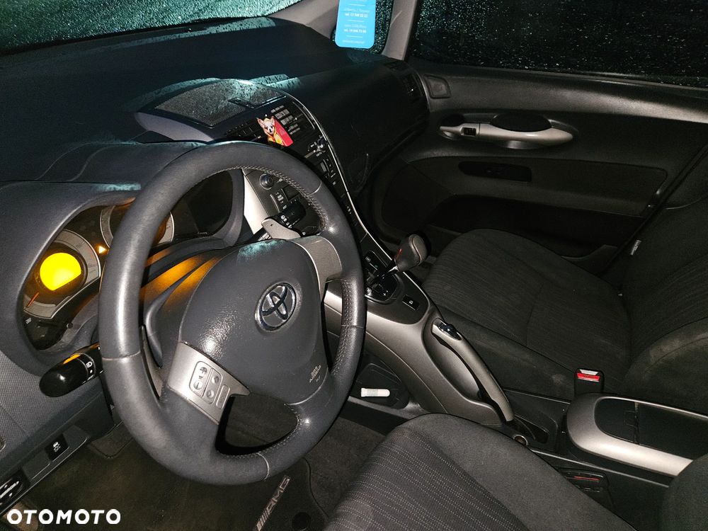 Toyota Auris 1.4 D-4D Premium MM - 12