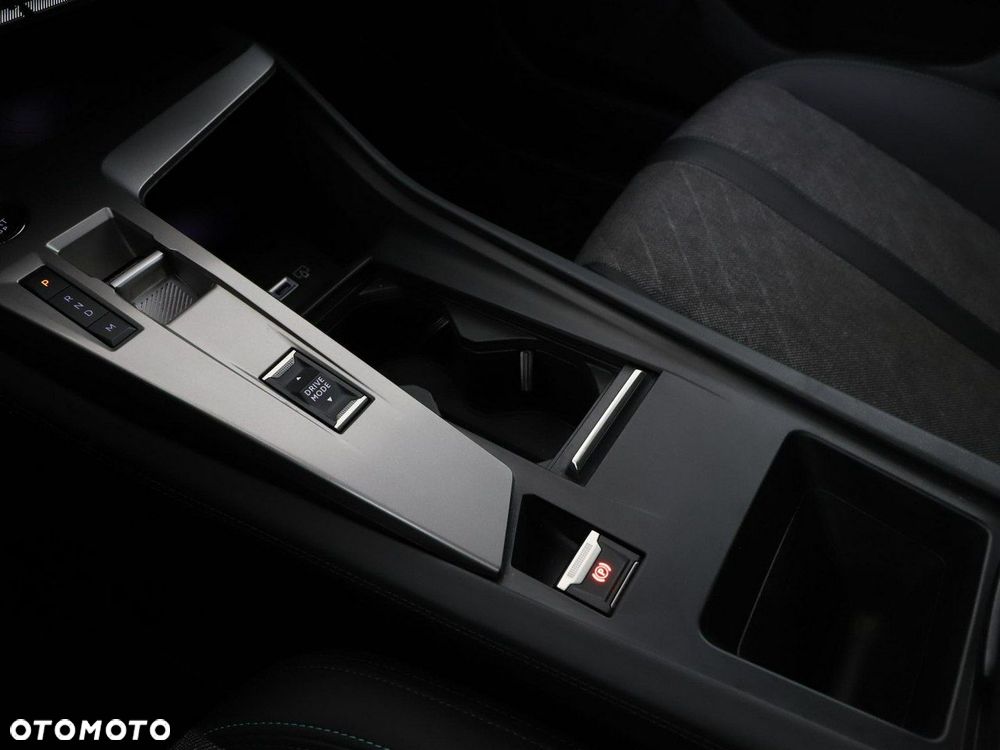 Peugeot 408 1.2 PureTech Allure Pack S&S EAT8 - 32