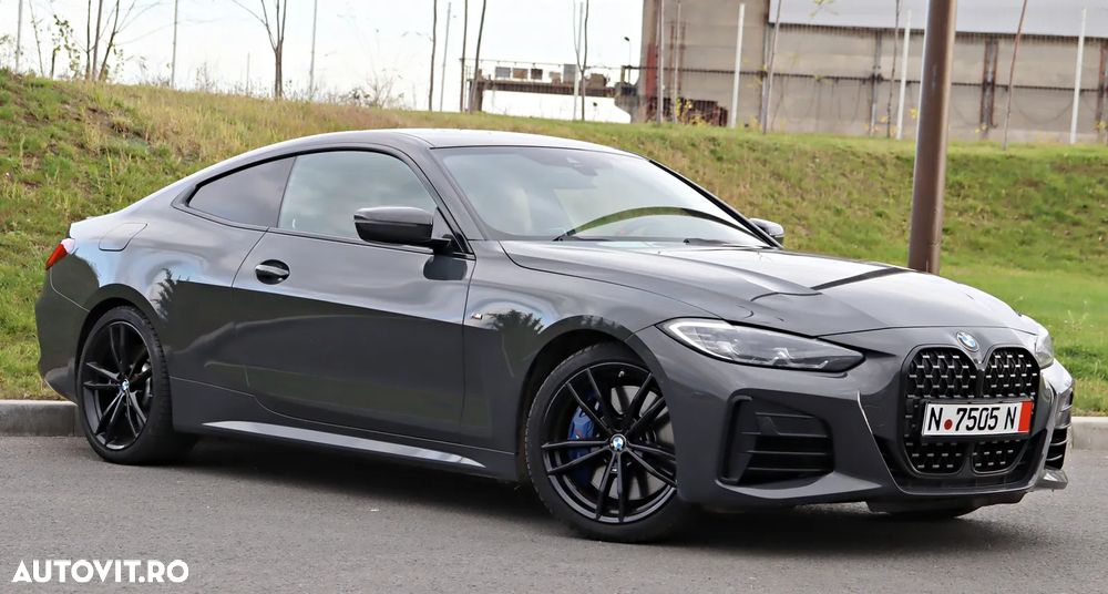 BMW M4 M440i xDrive - 2