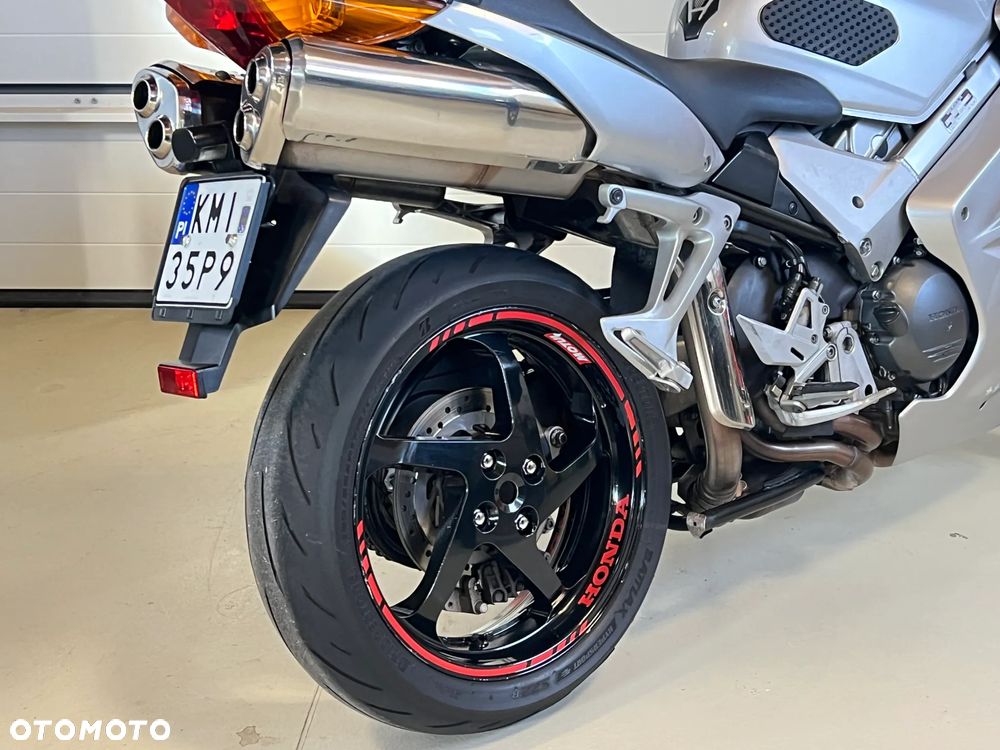 Honda VFR - 5