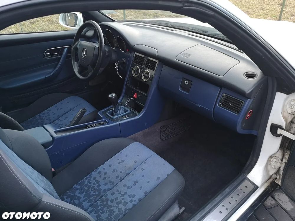 Mercedes-Benz SLK - 12