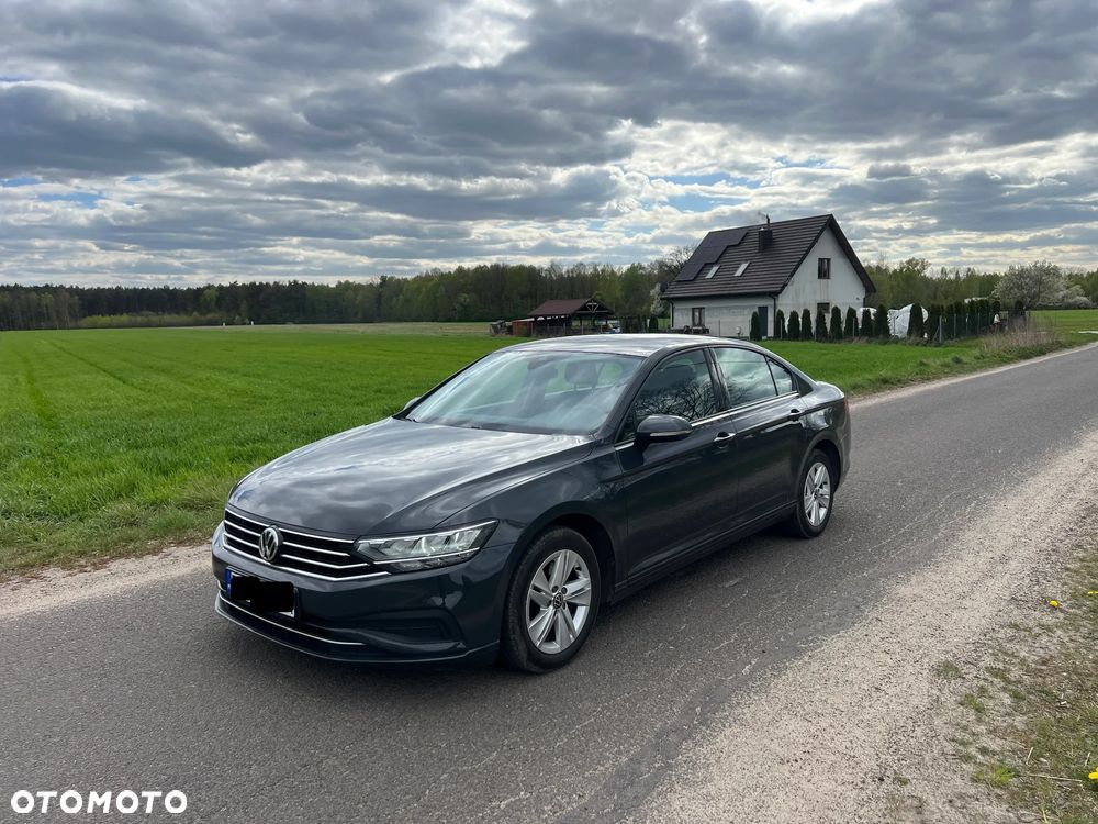 Volkswagen Passat 1.5 TSI EVO Highline - 1