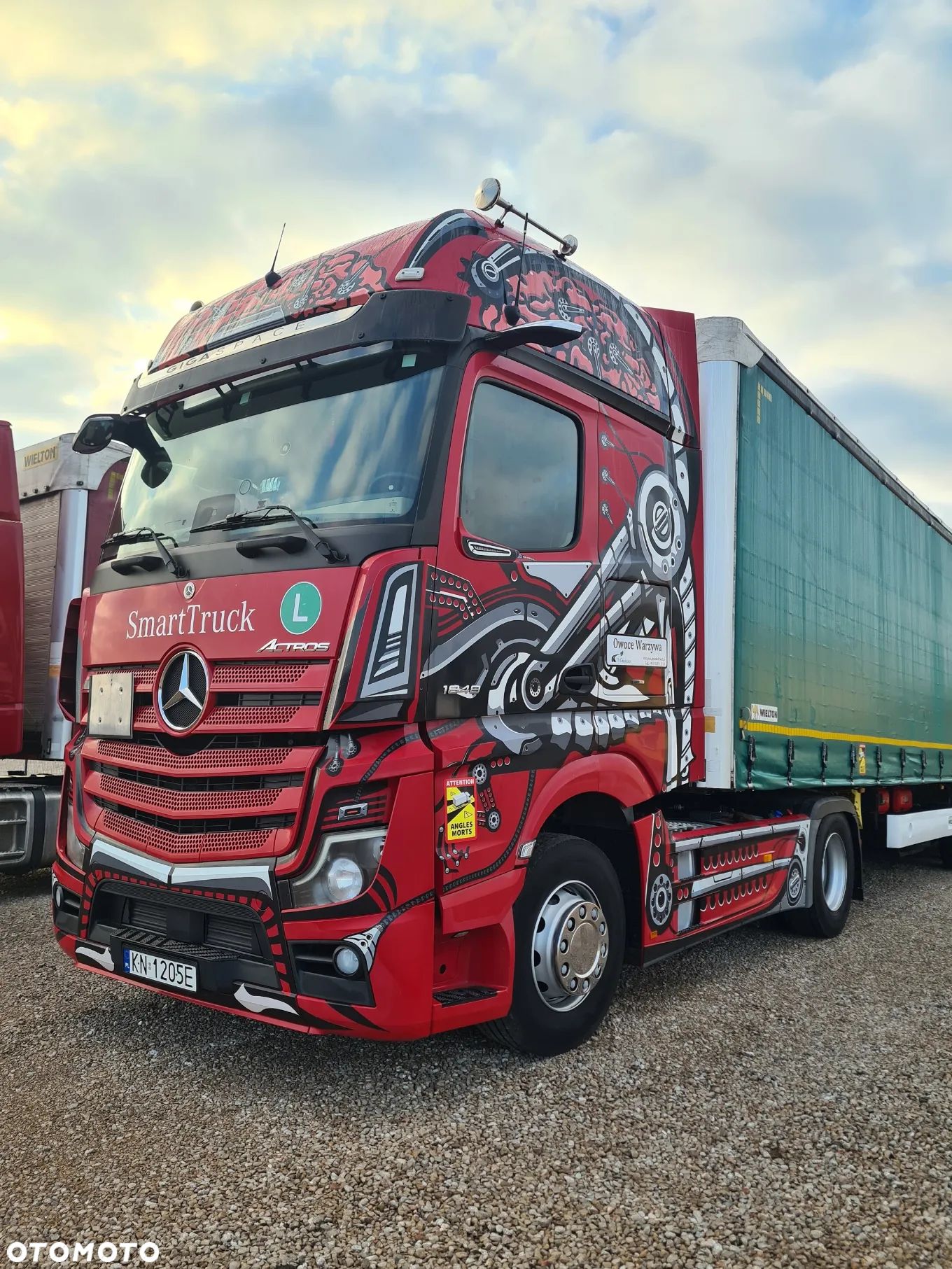 Mercedes-Benz Actros - 1