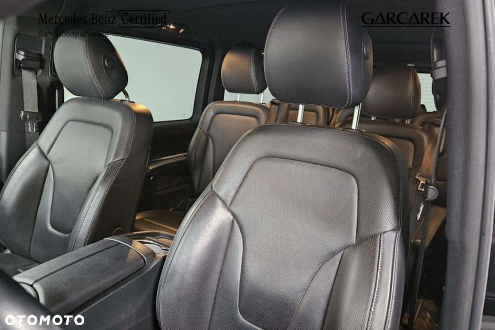 Mercedes-Benz Klasa V - 19