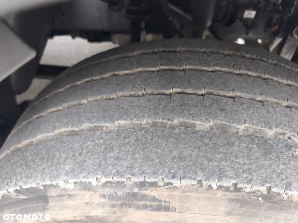 Renault GAMA D 14.210  chłodnia izoterma 16 palet poduszka - 5