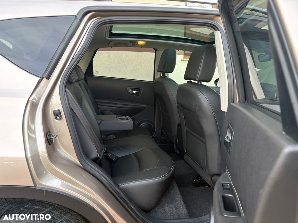 Nissan Qashqai 2.0 DCI 4 x 4 DPF Aut tekna - 10