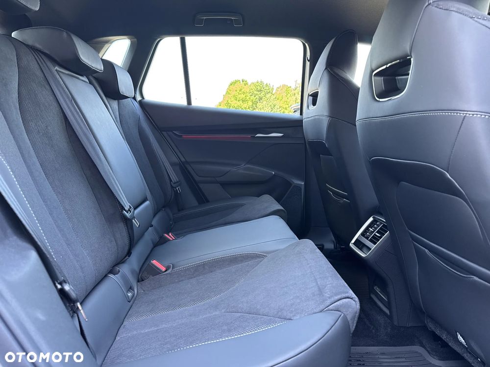Skoda Elroq 60 63kWh Sportline - 7