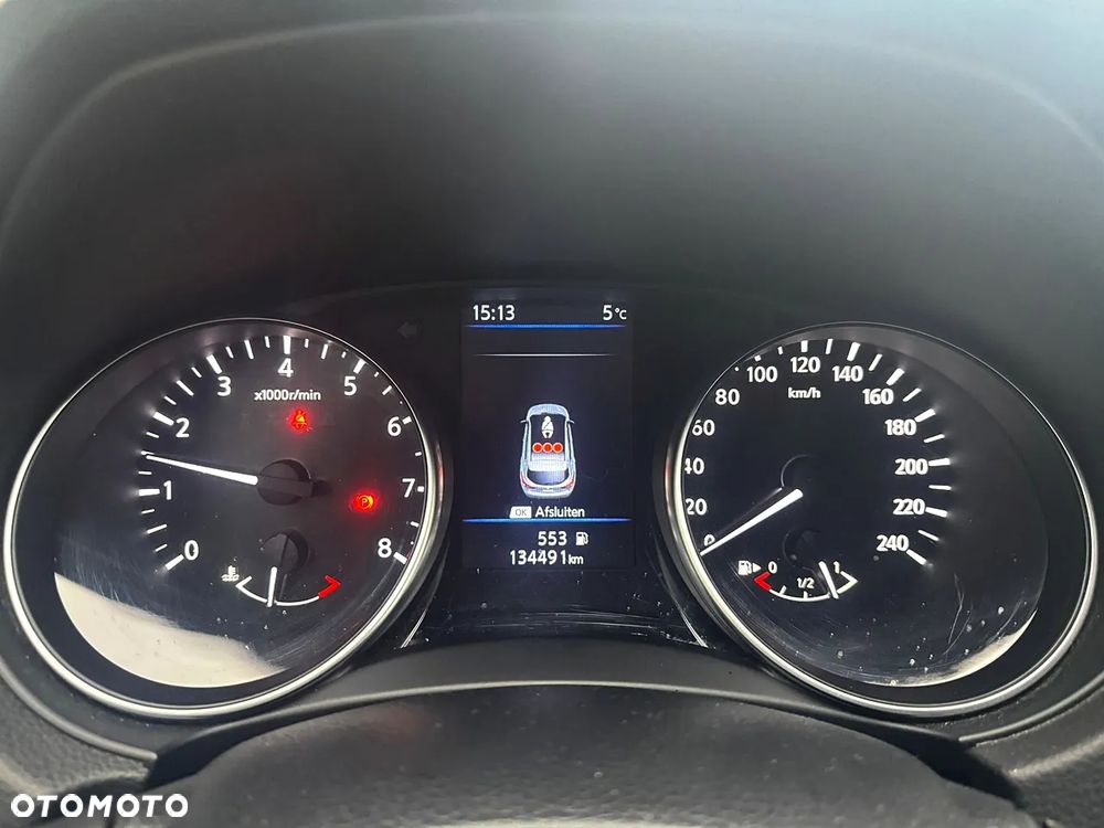 Nissan Qashqai 1.3 DIG-T SHIRO - 40