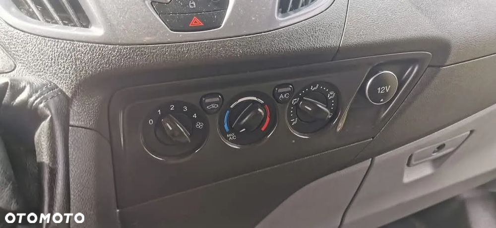 Ford Transit Custom - 19