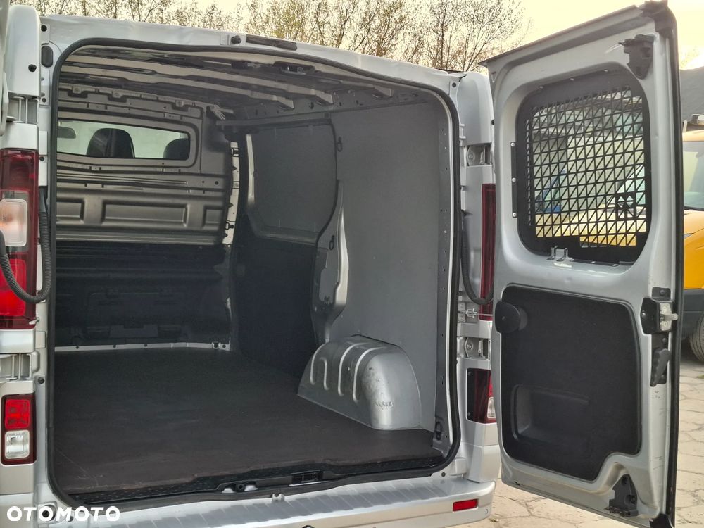 Opel VIVARO 2015 1.6CDTI 120KM KLIMA 3osobowy - 24