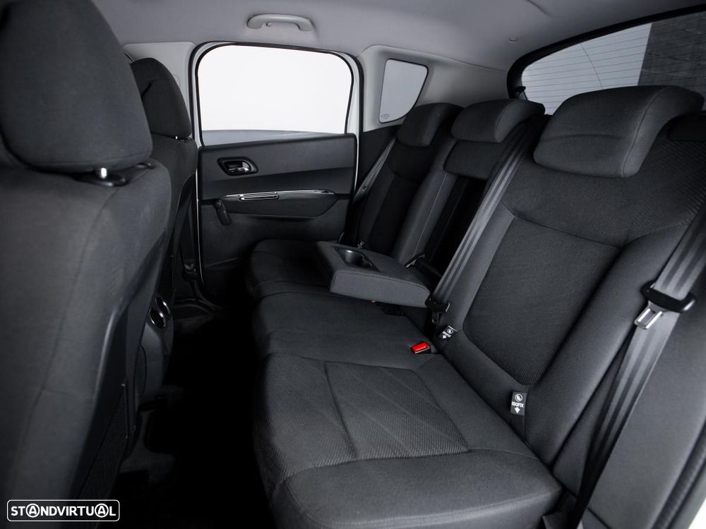Peugeot 3008 1.6 HDi Access - 9