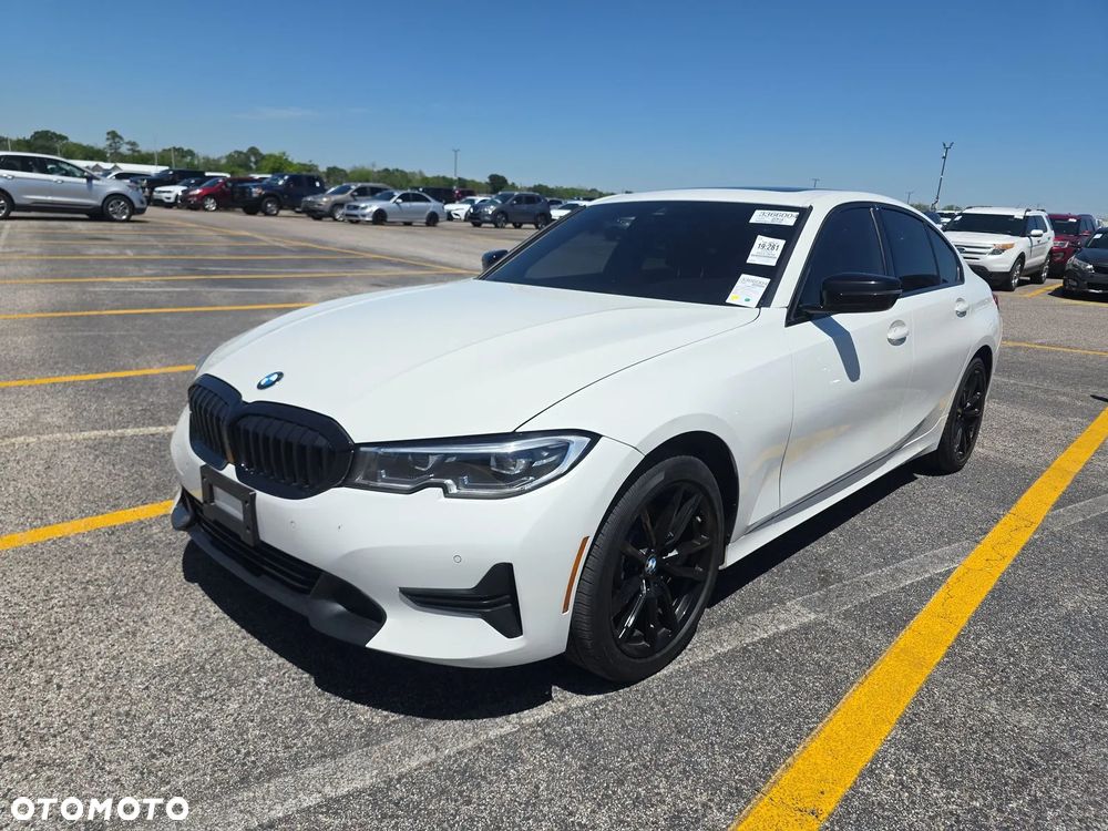 BMW Seria 3 330i - 1