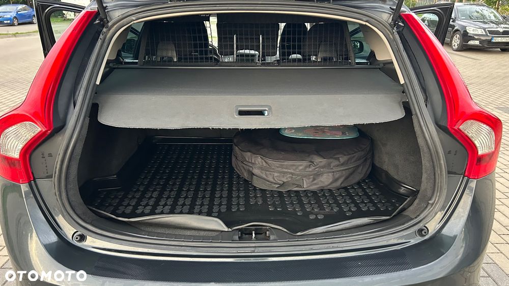 Volvo V60 D3 Kinetic - 8