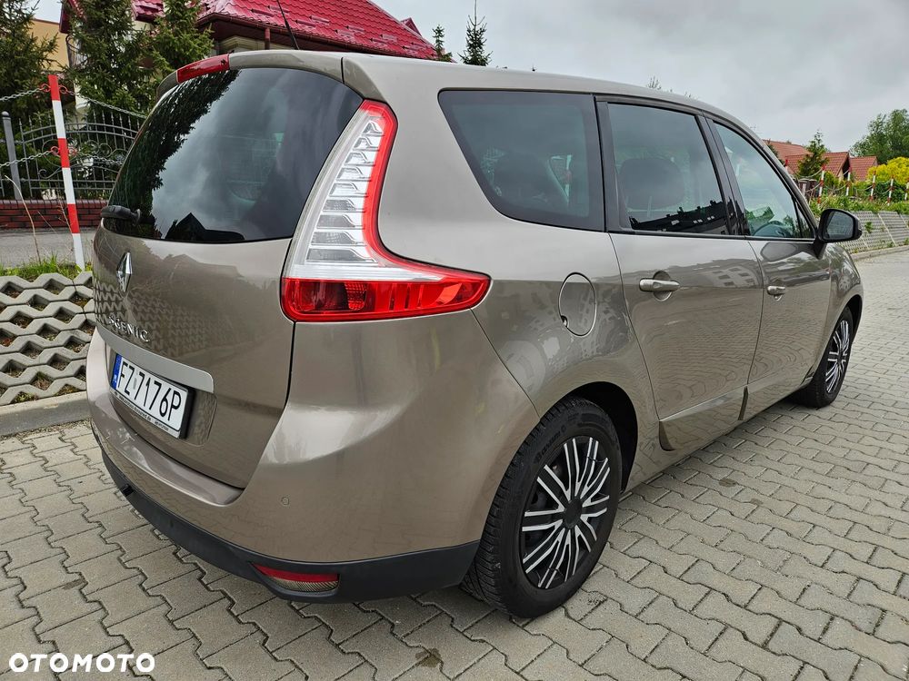 Renault Grand Scenic 1.6 16V 110 Dynamique - 5