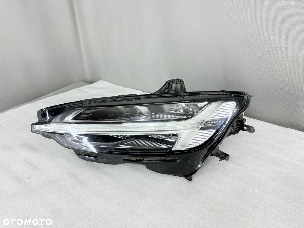 Reflektor Przód strona lewa Volvo S60 V60 II FULL LED 32365339 - 2