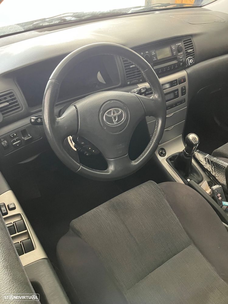 Toyota Corolla 1.4 Sol - 2