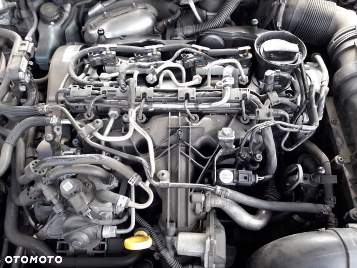 Silnik komplt Passat Tiguan Sharan 2.0 TDI CFH 14r - 1