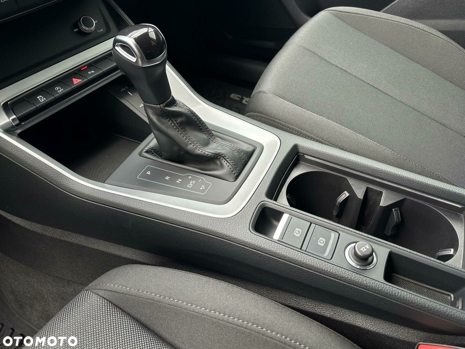 Audi Q3 - 18