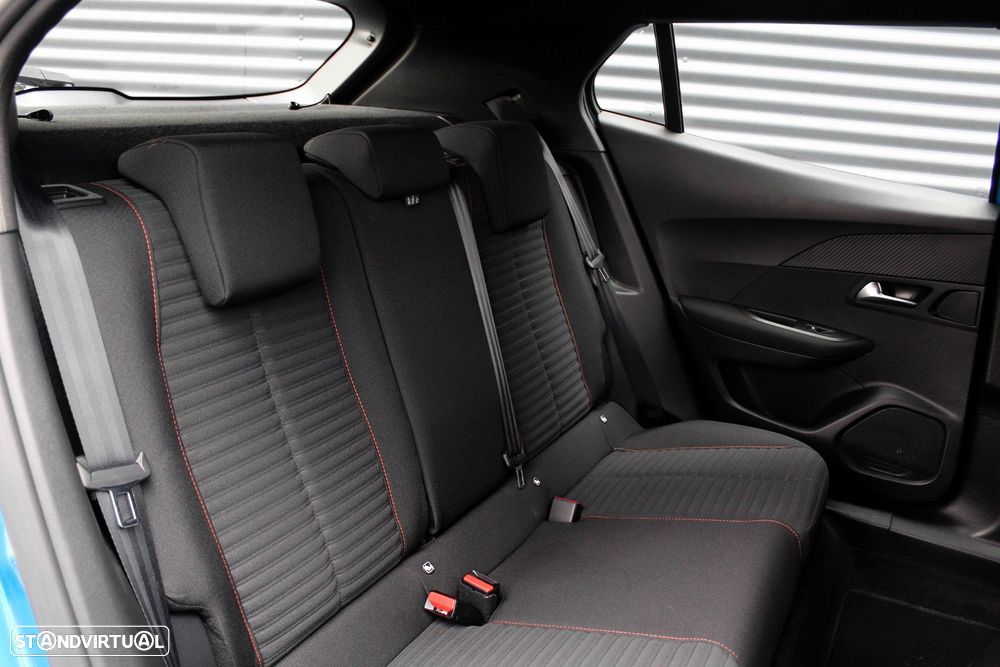 Peugeot e-2008 50 kWh Active Pack - 35