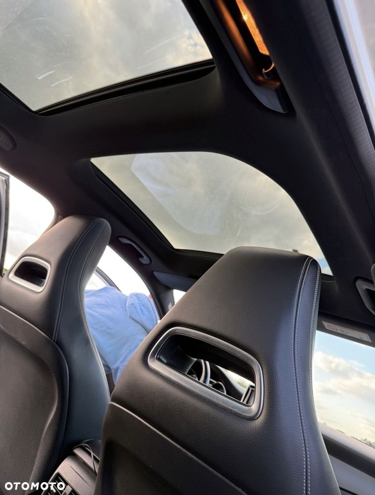 Mercedes-Benz GLA 250 4-Matic - 11