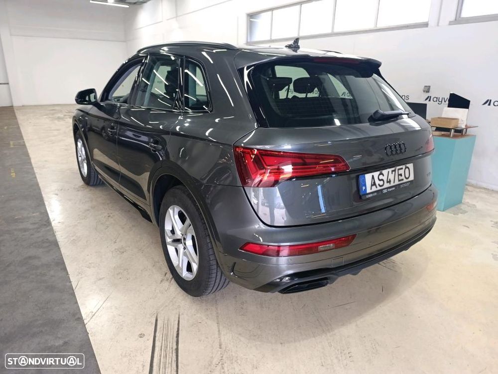 Audi Q5 40 TDI quattro S line S tronic - 2