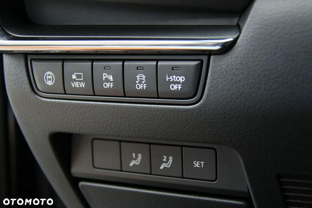 Mazda 3 2.0 mHEV Exclusive Line - 28