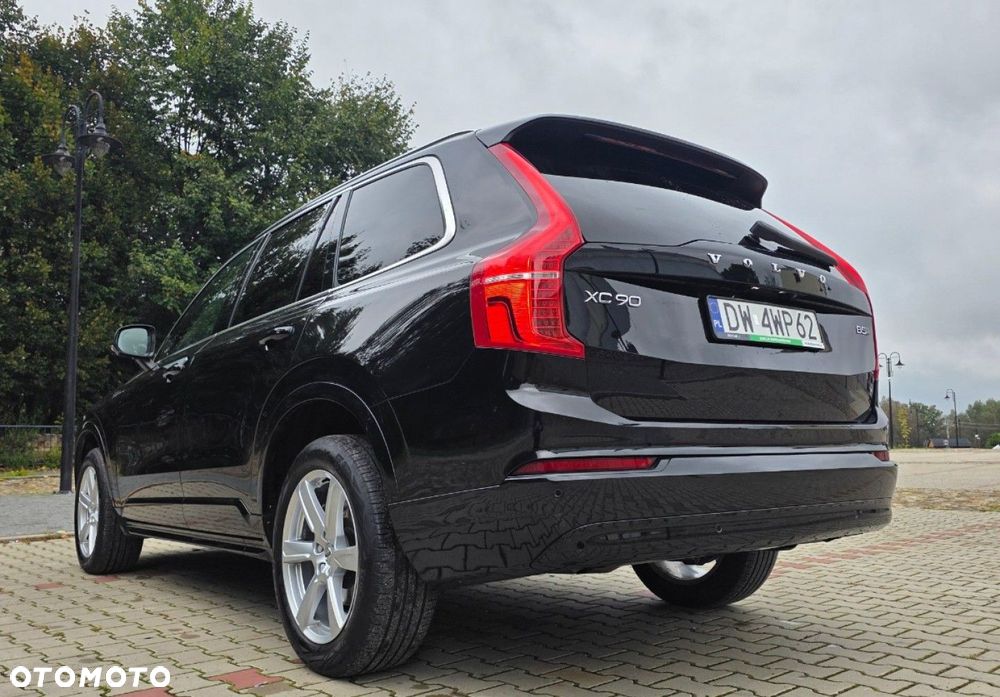 Volvo XC 90 - 9