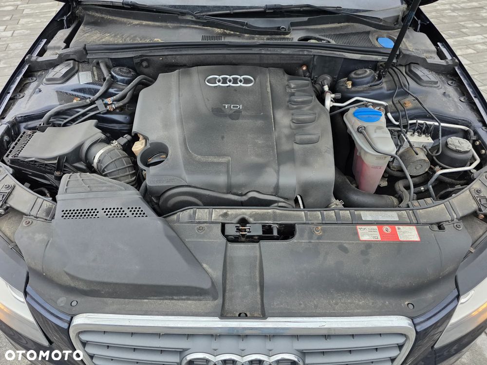 Audi A4 Avant 2.0 TDI DPF Ambiente - 16