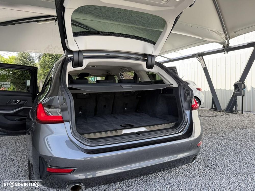 BMW 330 e Corporate Edition Auto - 42