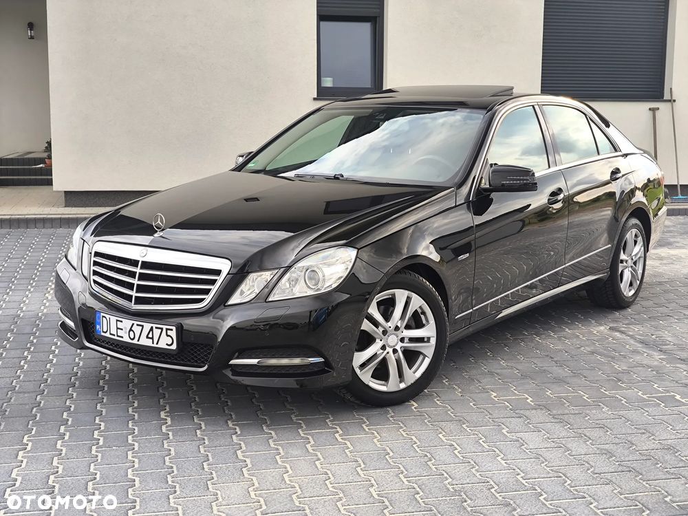 Mercedes-Benz Klasa E 200 CGI BlueEFFICIENCY 7G-TRONIC Avantgarde - 9